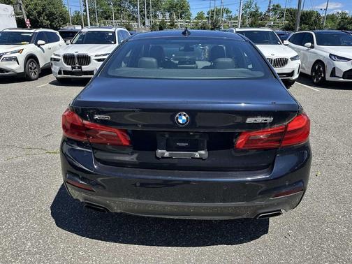Carbon Black Metallic 2019 BMW 530 i xDrive