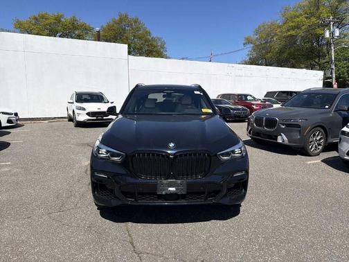Carbon Black Metallic 2021 BMW X5 xDrive40i