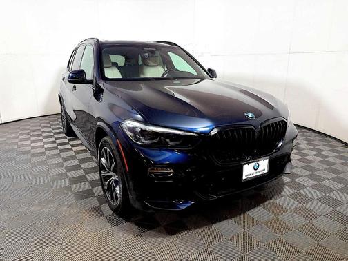 Carbon Black Metallic 2021 BMW X5 xDrive40i