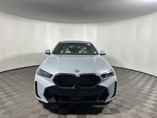 2026 BMW X6 xDrive40i