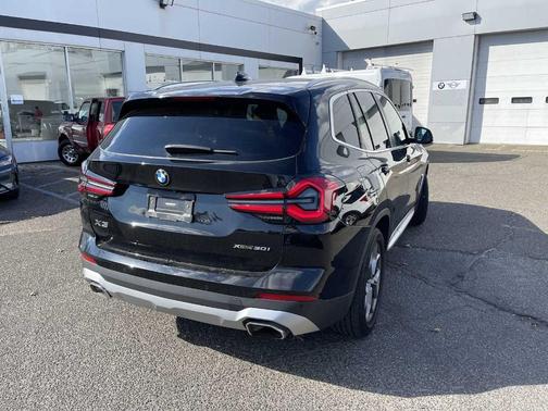 2023 BMW X3 xDrive30i