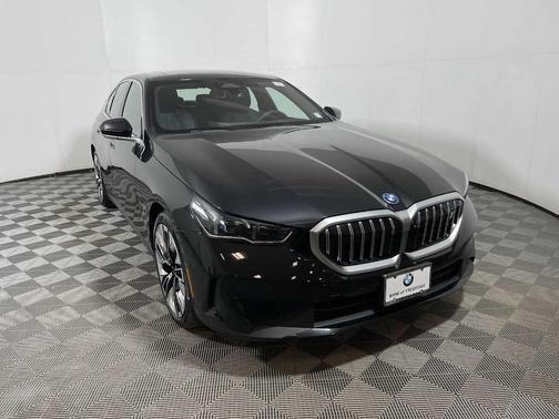 2025 BMW i5 xDrive40