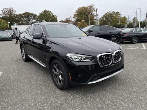 2023 BMW X4 xDrive30i