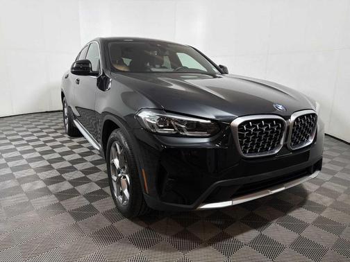 2023 BMW X4 xDrive30i