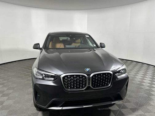 2025 BMW X4 xDrive30i