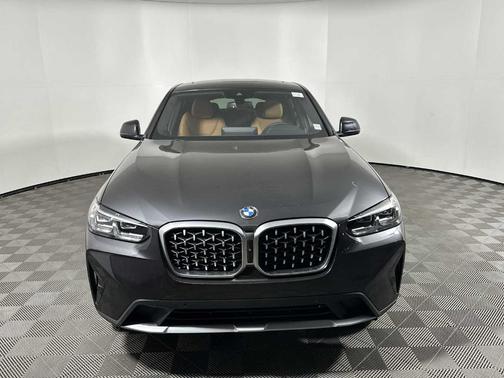 2025 BMW X4 xDrive30i