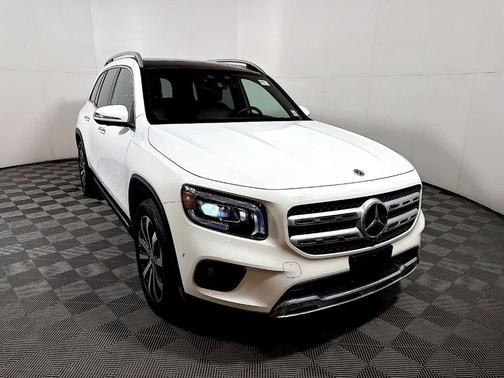 2022 Mercedes-Benz GLB 250 Base 4MATIC