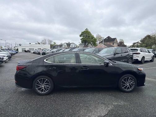 Obsidian Black 2016 Lexus ES 350 Base