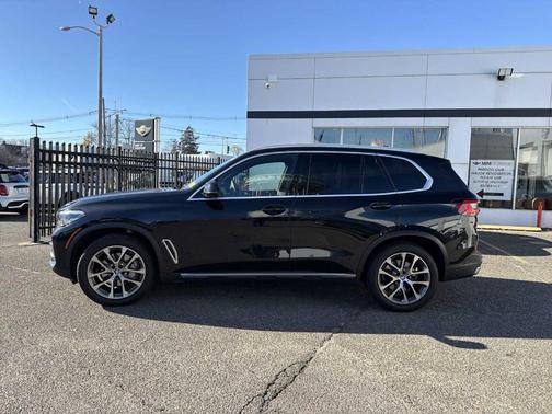 2023 BMW X5 xDrive40i