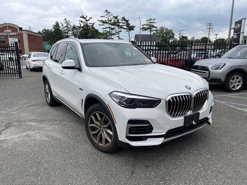 2023 BMW X5 PHEV xDrive45e