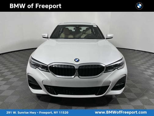 2022 BMW 330 i xDrive