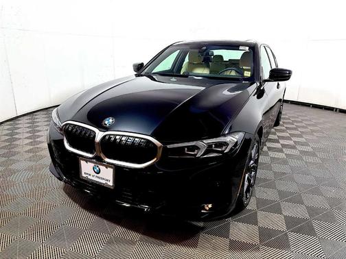 2025 BMW 330 i xDrive
