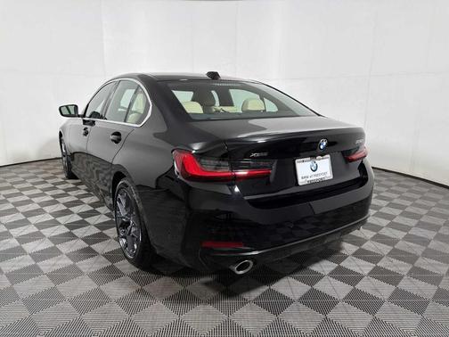 2025 BMW 330 i xDrive