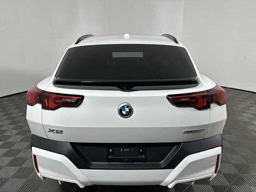 2026 BMW X2 xDrive28i