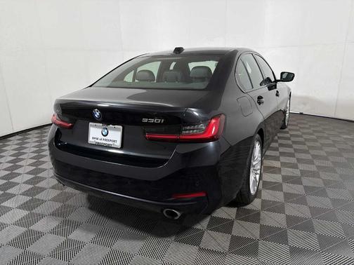 2023 BMW 330 i xDrive