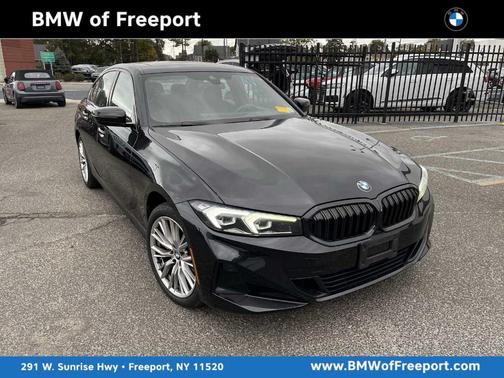 2023 BMW 330 i xDrive