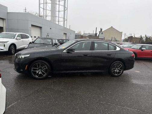 2026 BMW 530 i xDrive