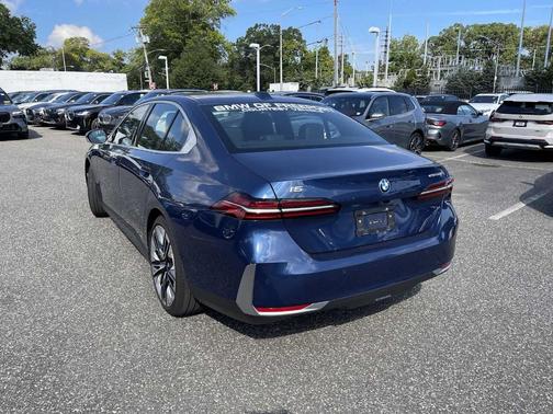 2024 BMW i5 eDrive40
