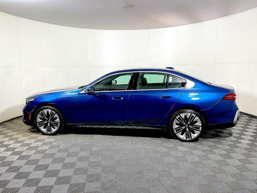 2024 BMW i5 eDrive40
