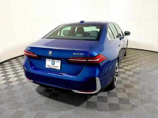 2024 BMW i5 eDrive40