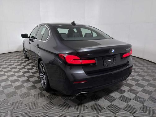 Dark Graphite Metallic 2023 BMW 530 i xDrive
