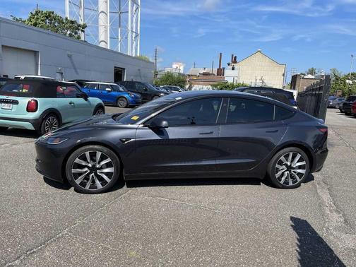 2024 Tesla Model 3 Long Range