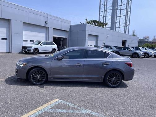 2022 Acura ILX Premium & A-SPEC Packages