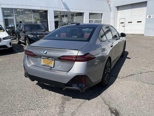 2024 BMW 530 i xDrive