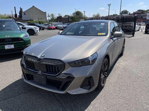 2024 BMW 530 i xDrive