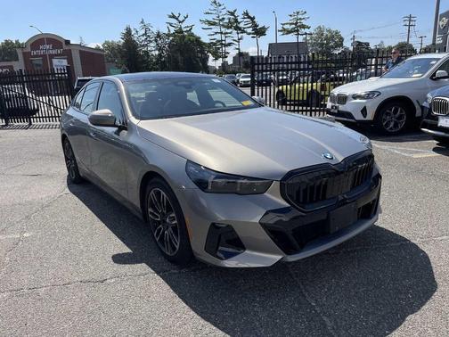 2024 BMW 530 i xDrive