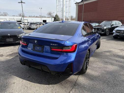 Portimao Blue Metallic 2023 BMW 330 i xDrive