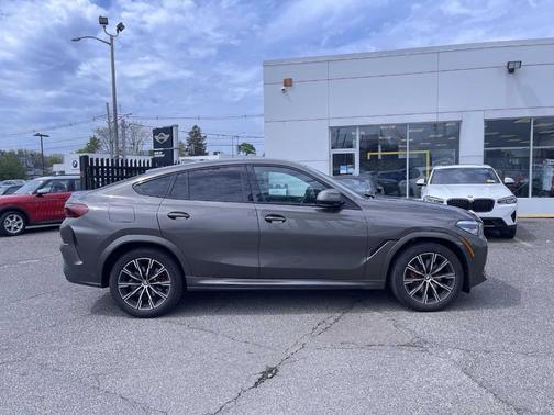 2023 BMW X6 xDrive40i