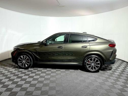 2023 BMW X6 xDrive40i