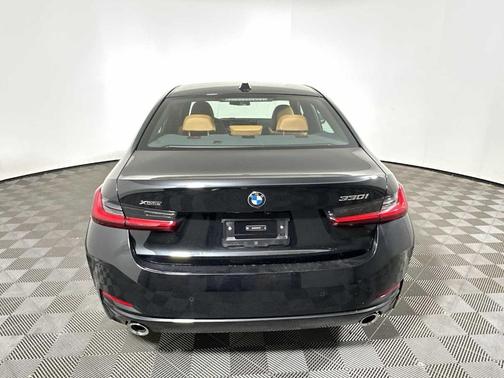 2025 BMW 330 i xDrive