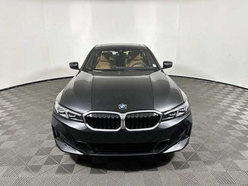 2025 BMW 330 i xDrive