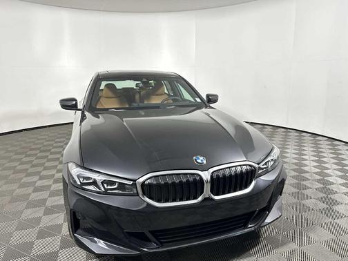 2025 BMW 330 i xDrive