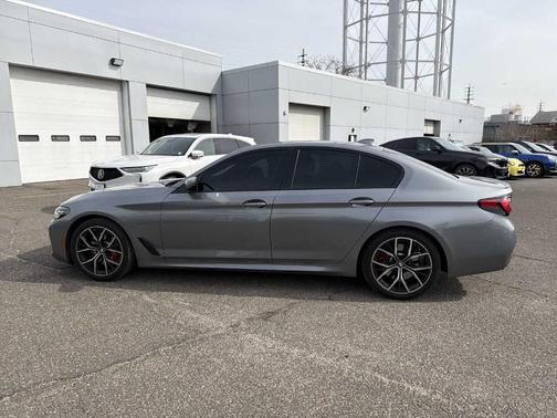 2023 BMW 530 i xDrive