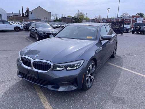 2022 BMW 330 i xDrive