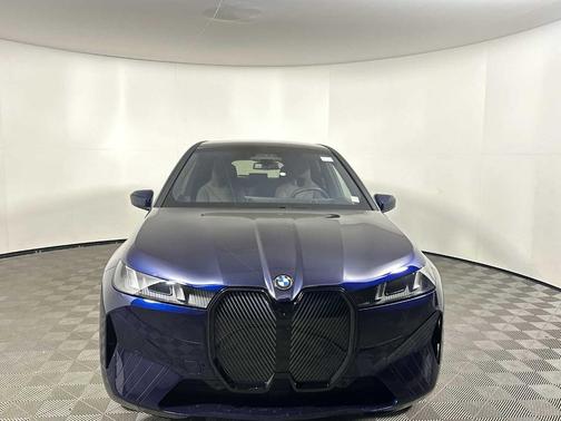 2026 BMW iX xDrive60