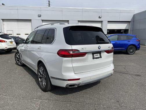 2021 BMW X7 xDrive40i