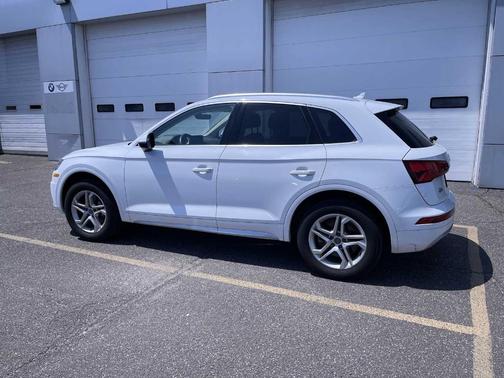 2018 Audi Q5 2.0T Premium Plus