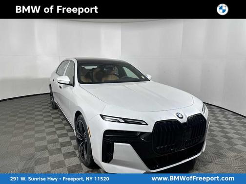 2026 BMW 740 i xDrive