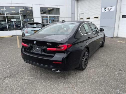 2023 BMW 530 i xDrive