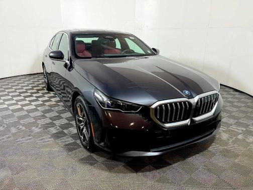 2025 BMW i5 xDrive40
