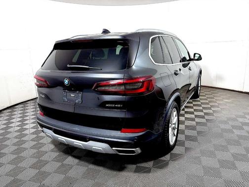 Dark Graphite Metallic 2021 BMW X5 xDrive40i