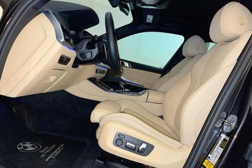 Dark Graphite Metallic 2021 BMW X5 xDrive40i