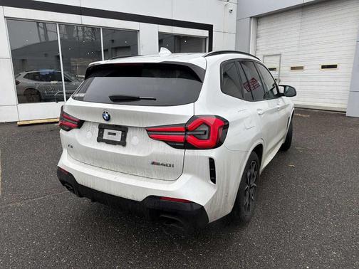 2024 BMW X3 M40i