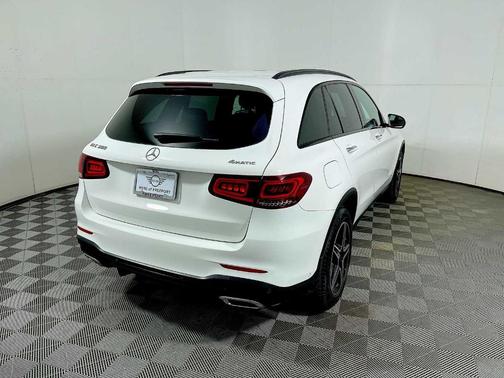 2021 Mercedes-Benz GLC 300 Base 4MATIC
