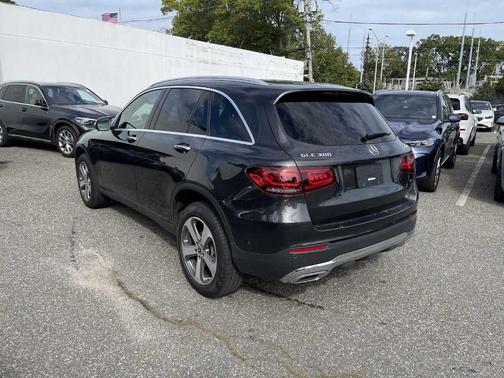 2022 Mercedes-Benz GLC 300 Base 4MATIC