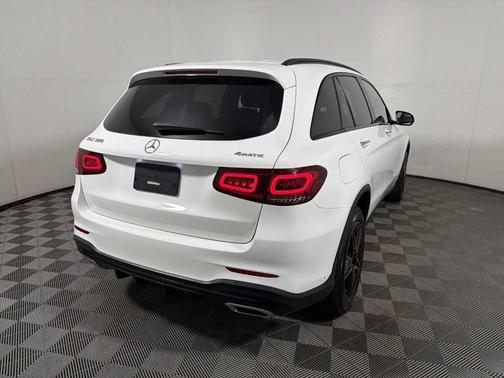 Polar White 2021 Mercedes-Benz GLC 300 Base 4MATIC